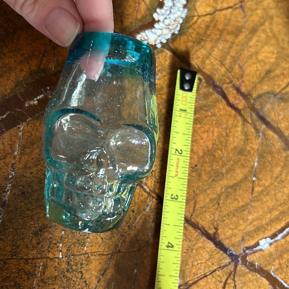 NEW Handblown 2pc Skull Shot Glasses - Picture 4 of 6